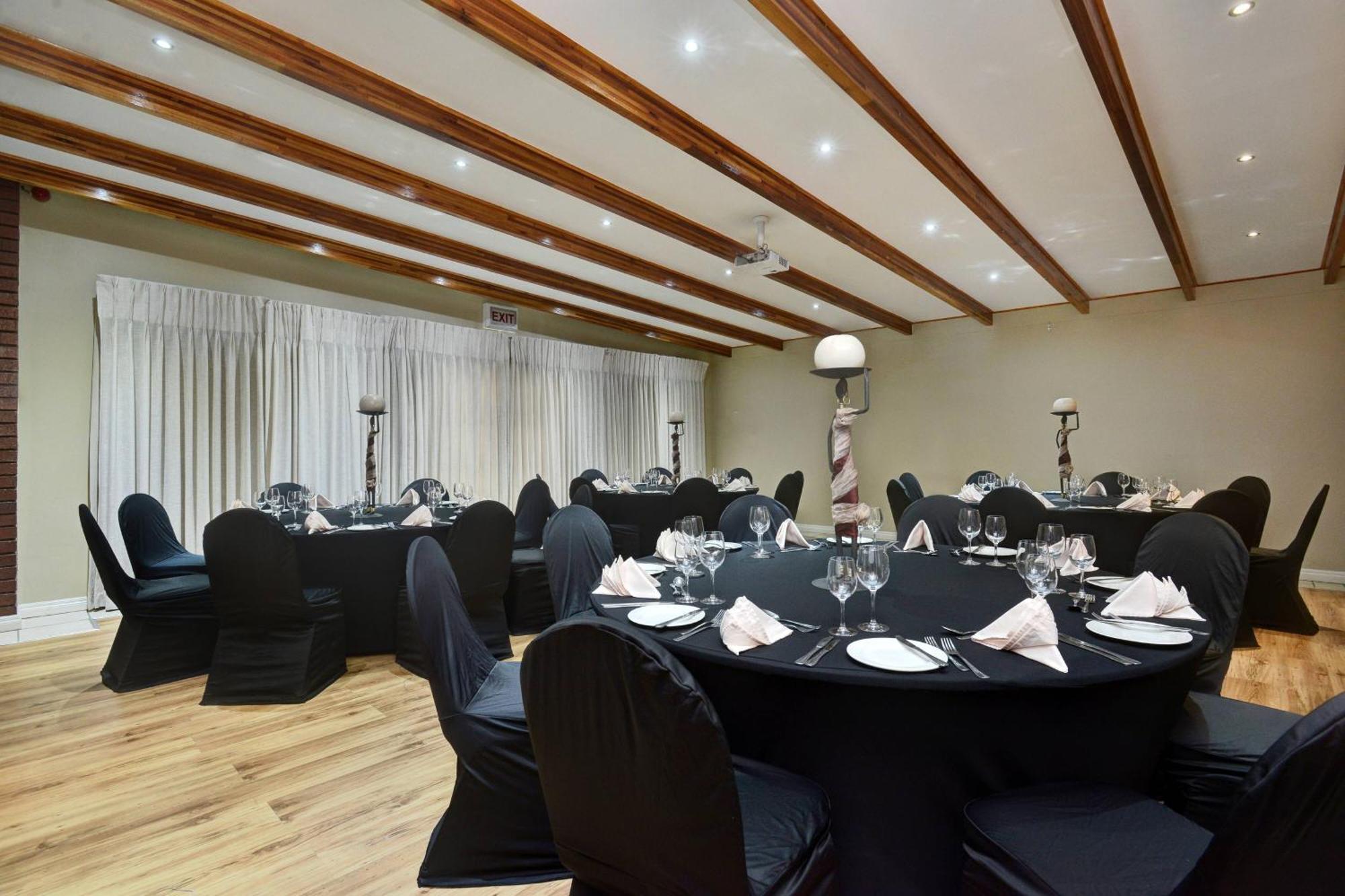 Protea Hotel By Marriott Mahikeng Mafikeng Εξωτερικό φωτογραφία